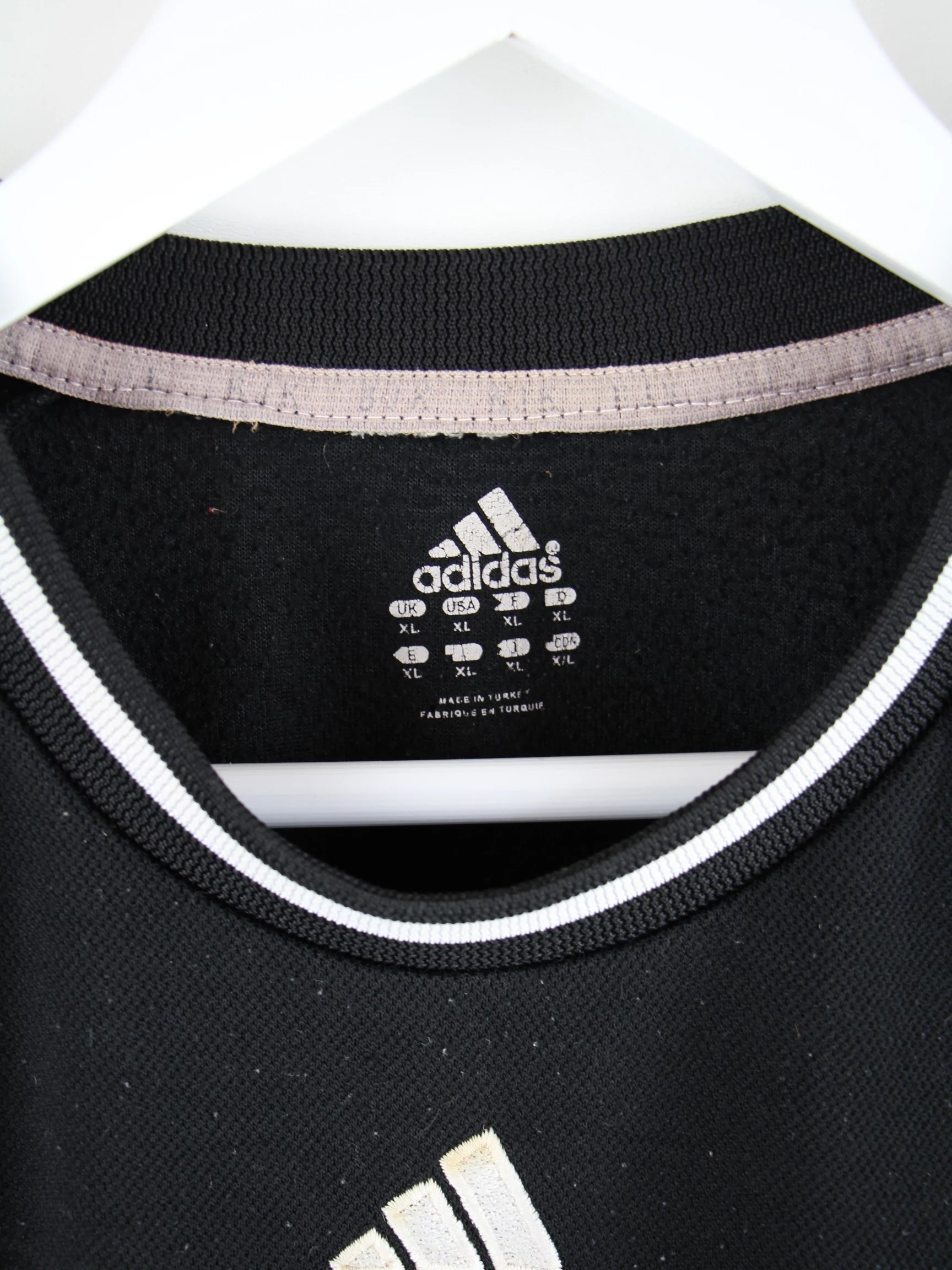 Adidas Sweater Schwarz XL – Etikett