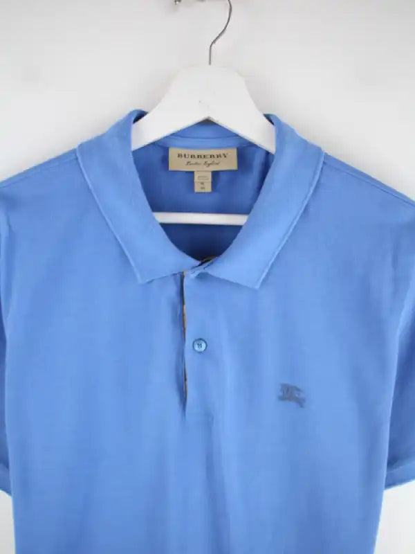 Burberry Polo Blau XL – Detailansicht Vorderseite