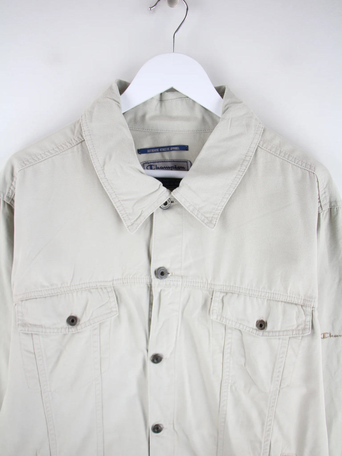 Champion Jacke Beige XXL – Detailansicht Vorderseite