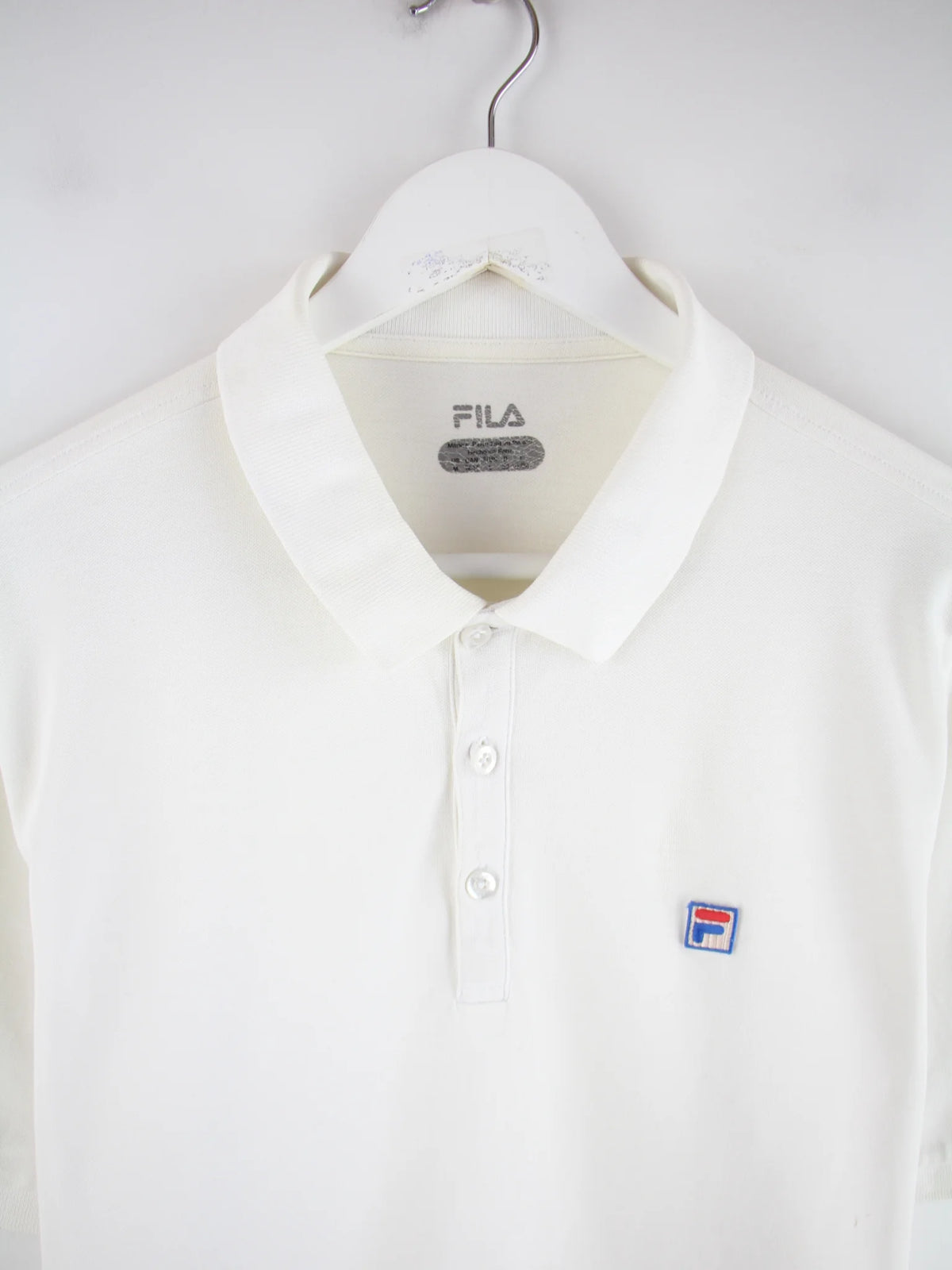 Fila Polo Weiß M – Detailansicht Vorderseite