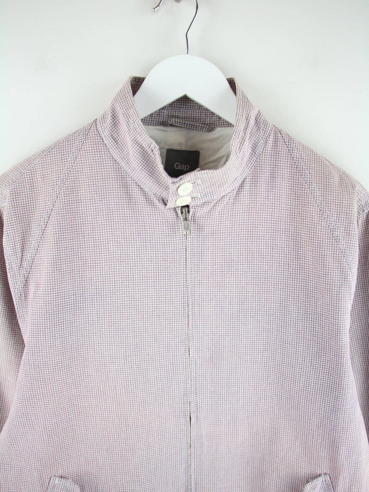 GAP Jacke Rosa L – Detailansicht Vorderseite