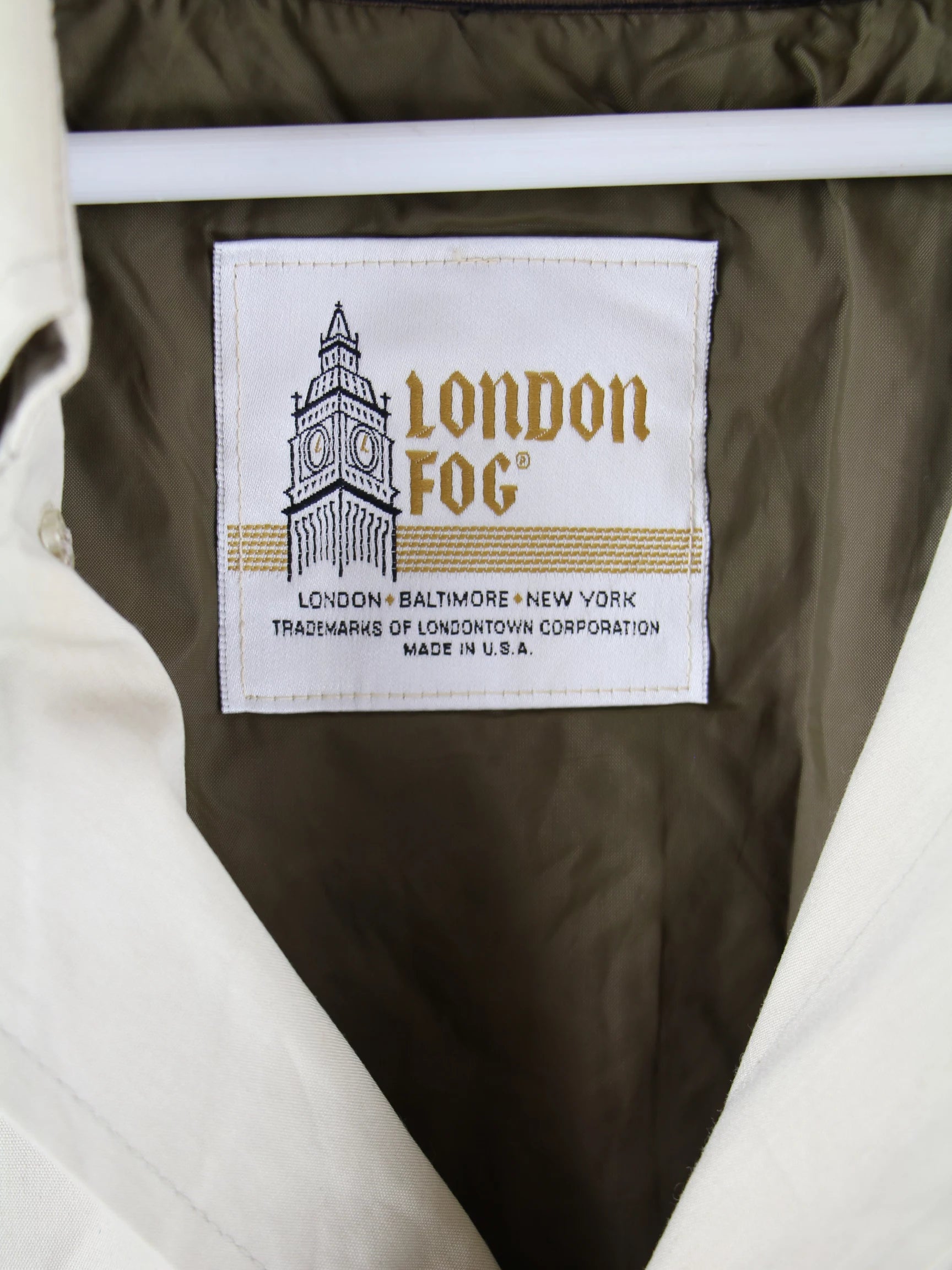 London Fog Mantel Beige L – Etikett