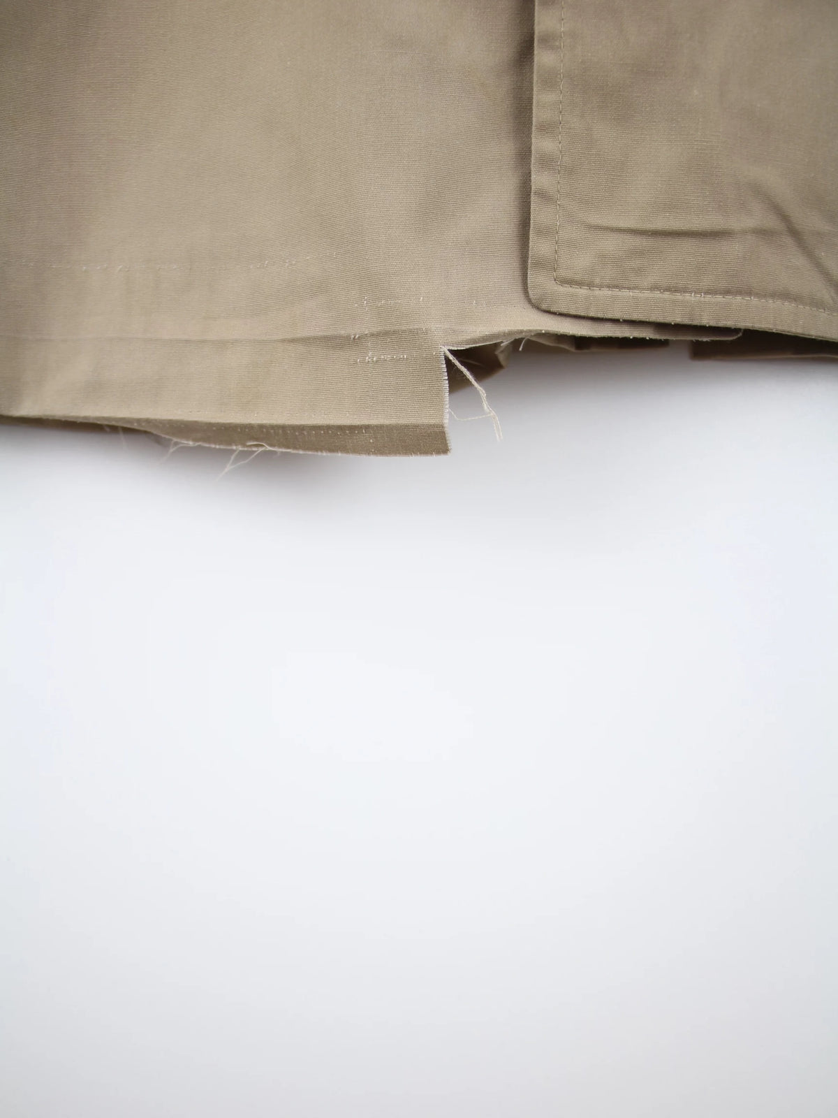 London Fog Mantel Beige M – Etikett