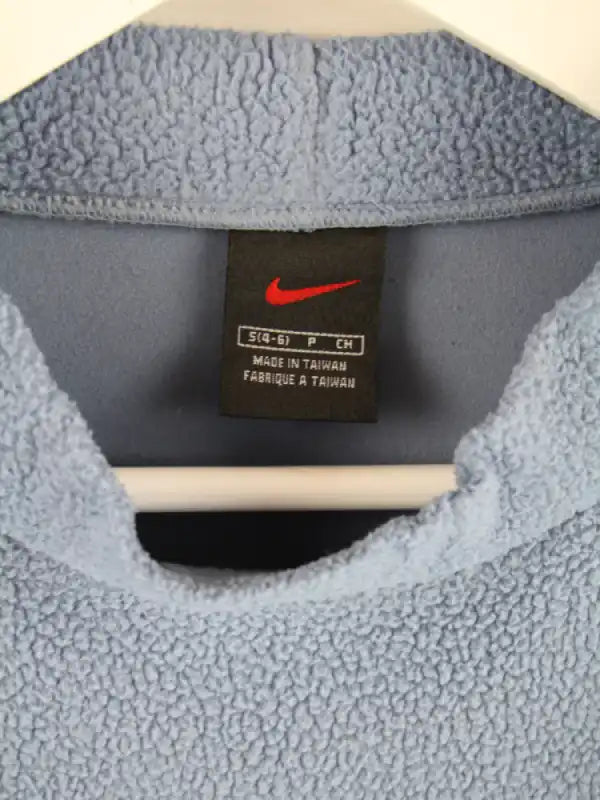 Nike Fleece Blau S – Etikett