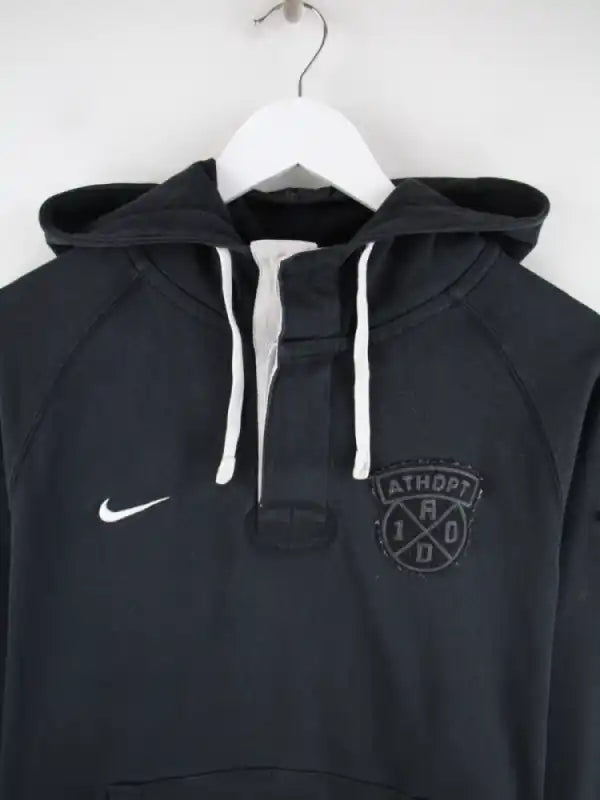 Nike Hoodie Schwarz XL – Detailansicht Vorderseite