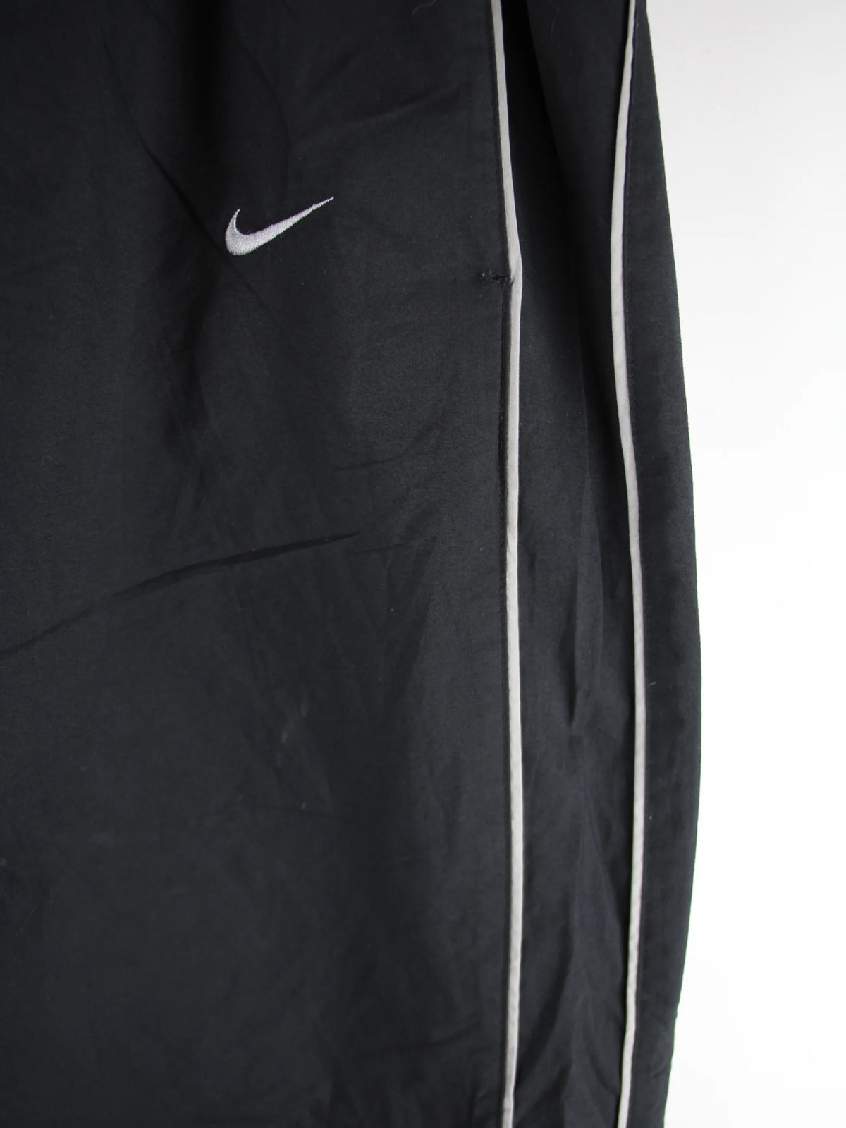 Nike Track Pants Schwarz XXL – Detailansicht Vorderseite