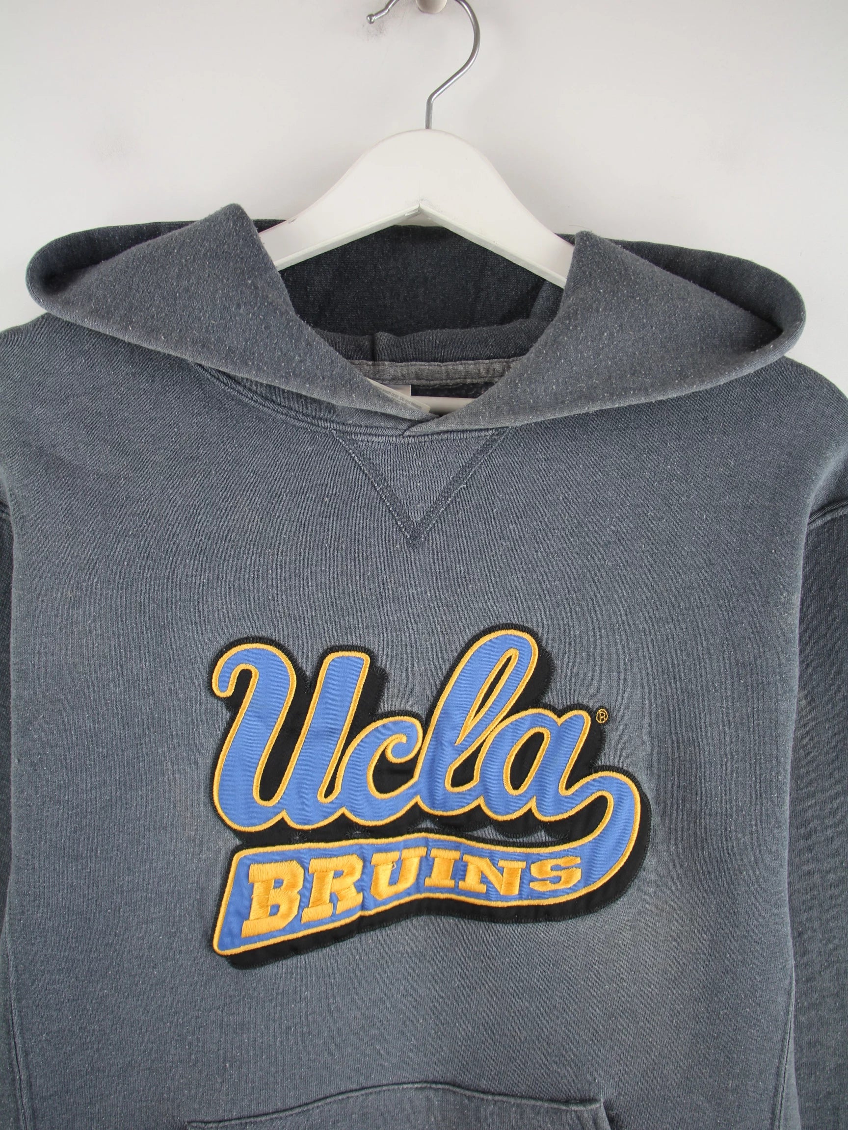 Russell Athletic Hoodie Grau L – Detailansicht Vorderseite