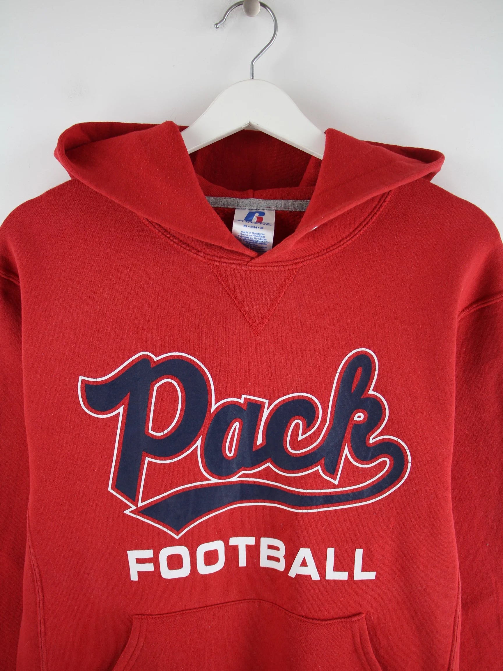 Russell Athletic Pullover Rot M – Detailansicht Vorderseite