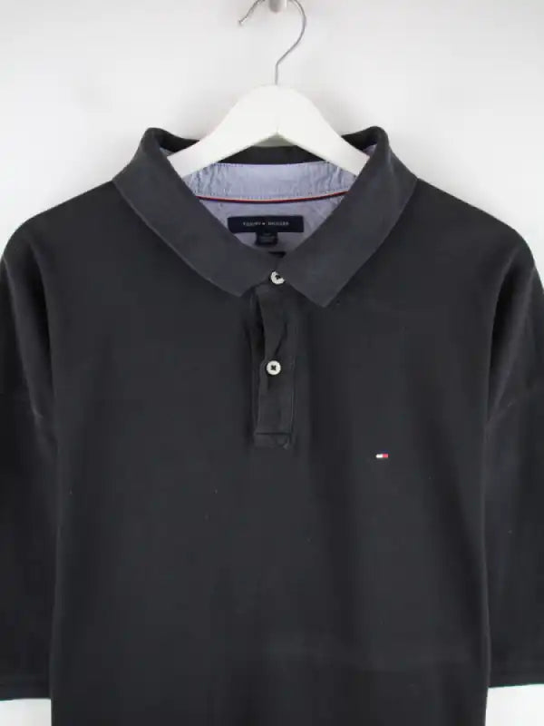 Tommy Hilfiger Polo Schwarz 3XL – Detailansicht Vorderseite
