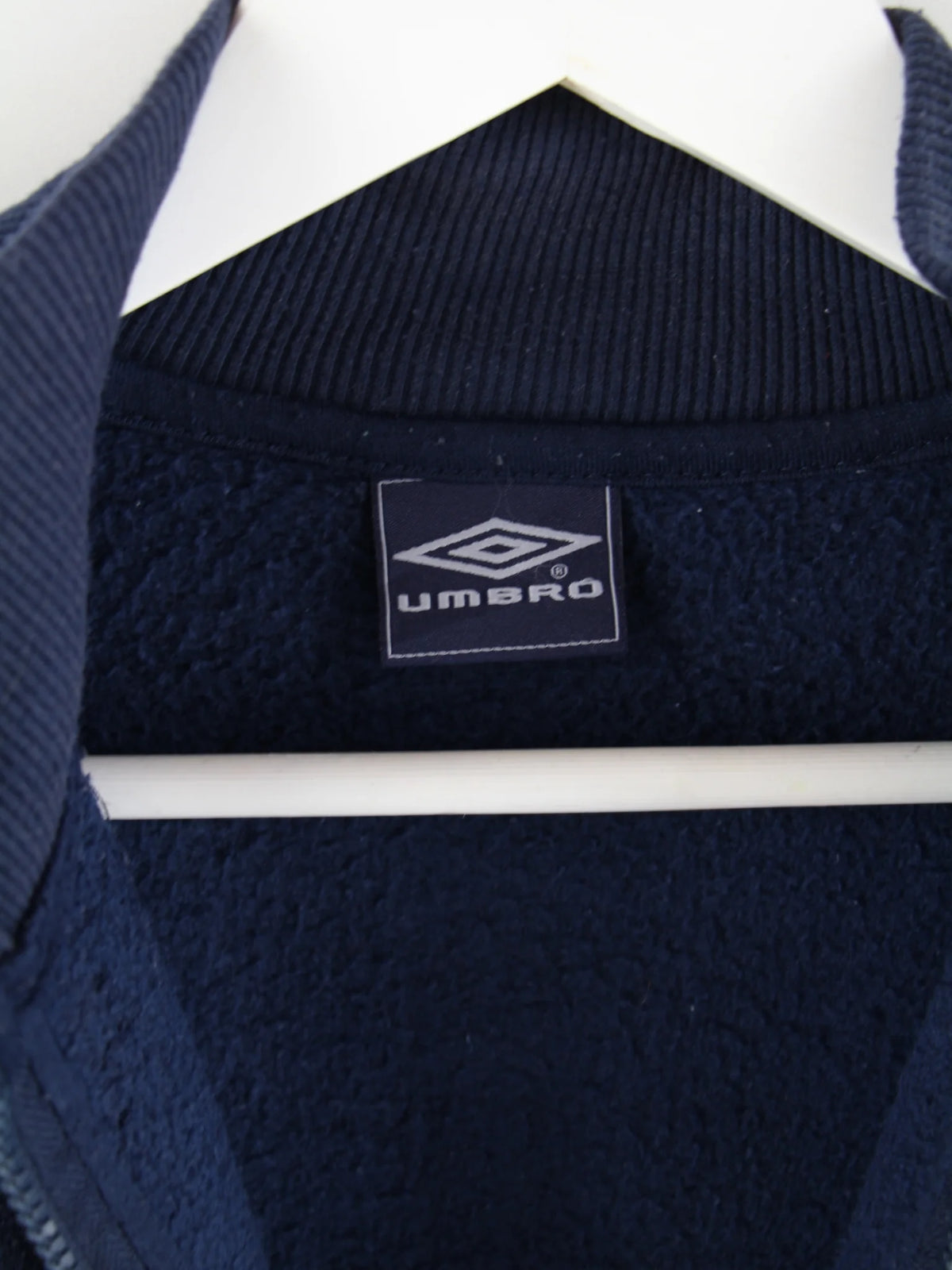 Umbro Sweatjacke Blau L – Etikett