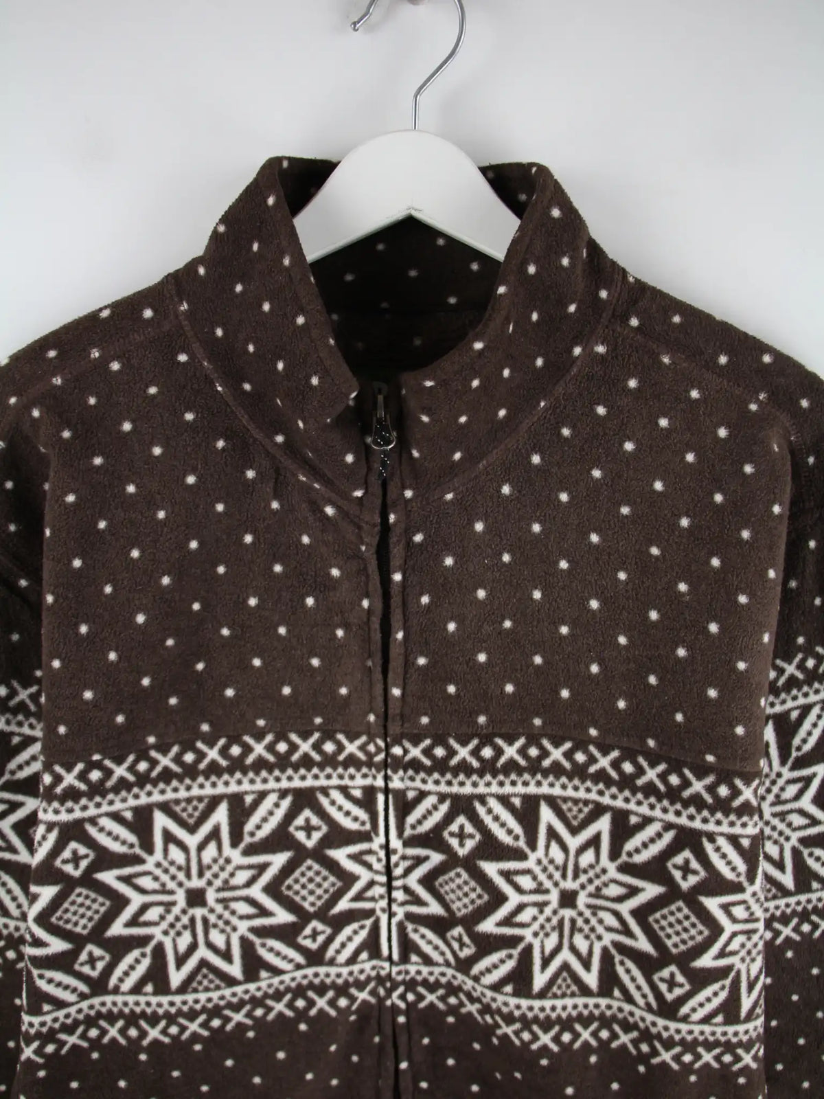 Vintage Fleece Braun L – Detailansicht Vorderseite