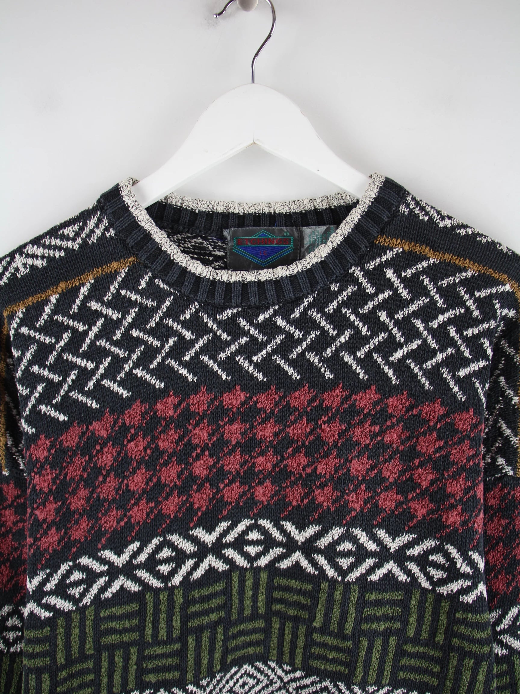 Vintage Pullover Mehrfarbig XL – Detailansicht Vorderseite
