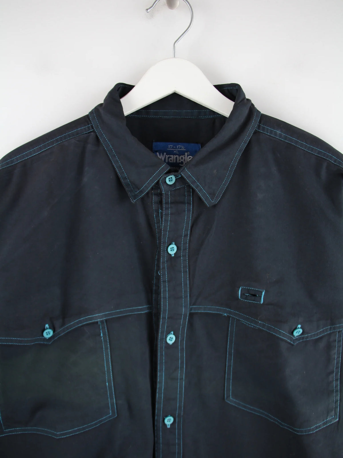 Wrangler Freizeit Hemd Schwarz XL – Detailansicht Vorderseite