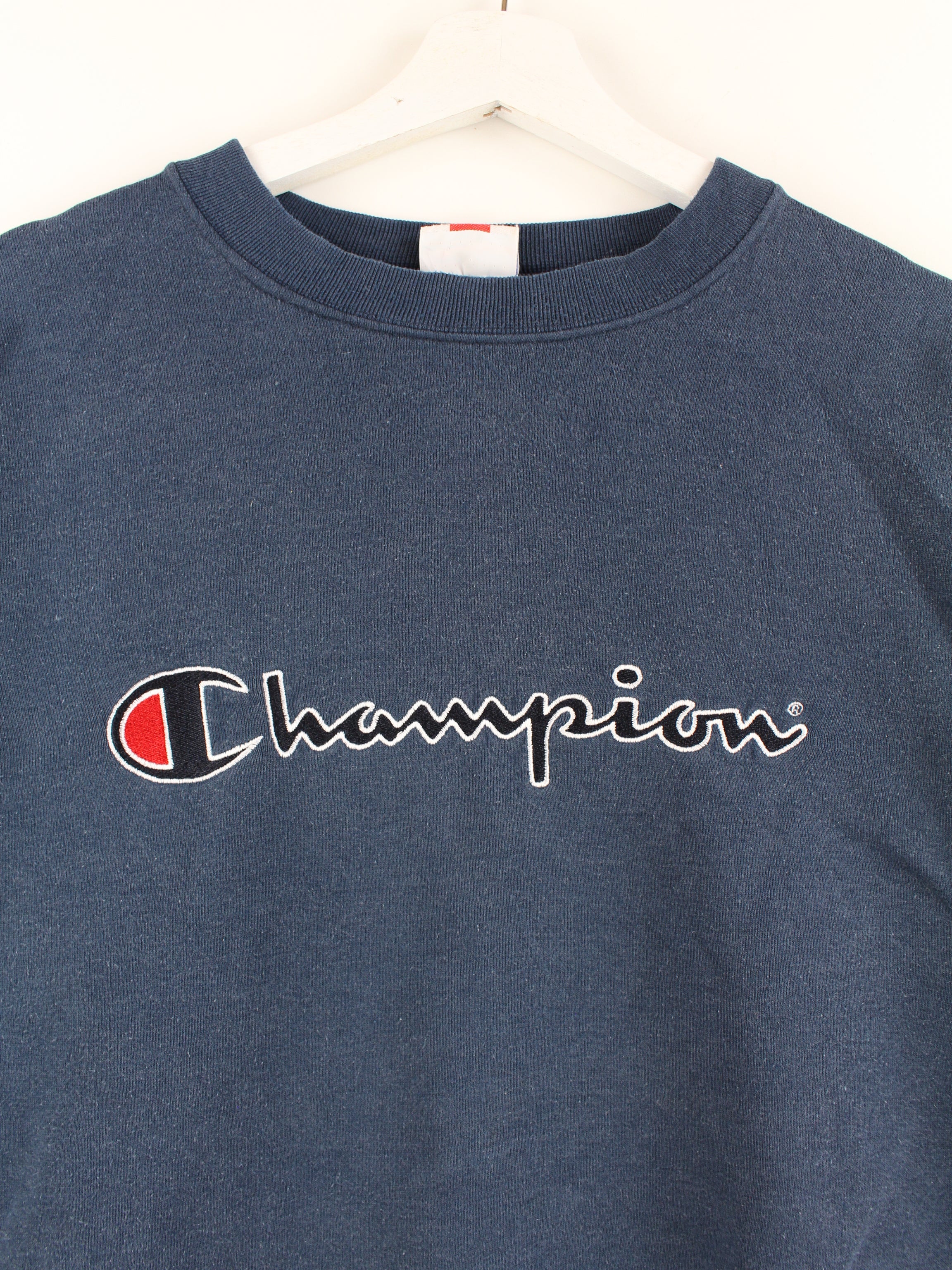 Champion embroidered clearance logo sweatshirt