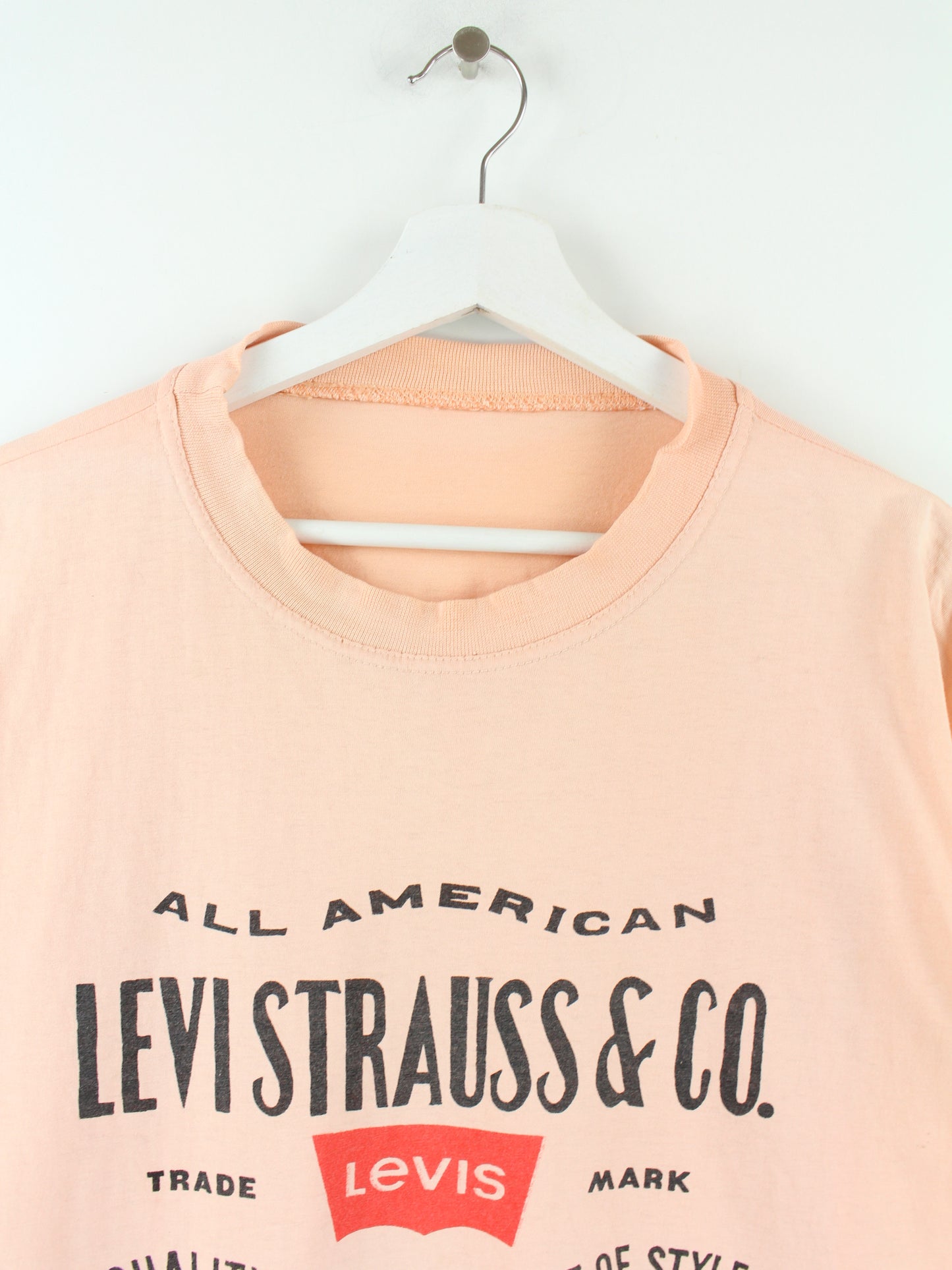 Levi's 80s Print T-Shirt Pink M