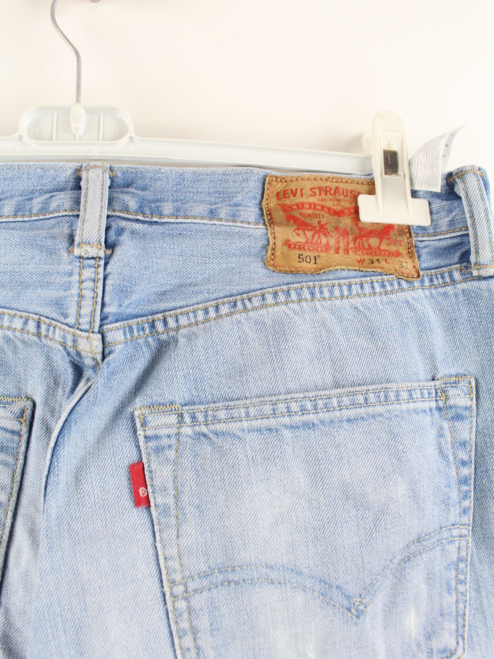 Levis sales w31 l32