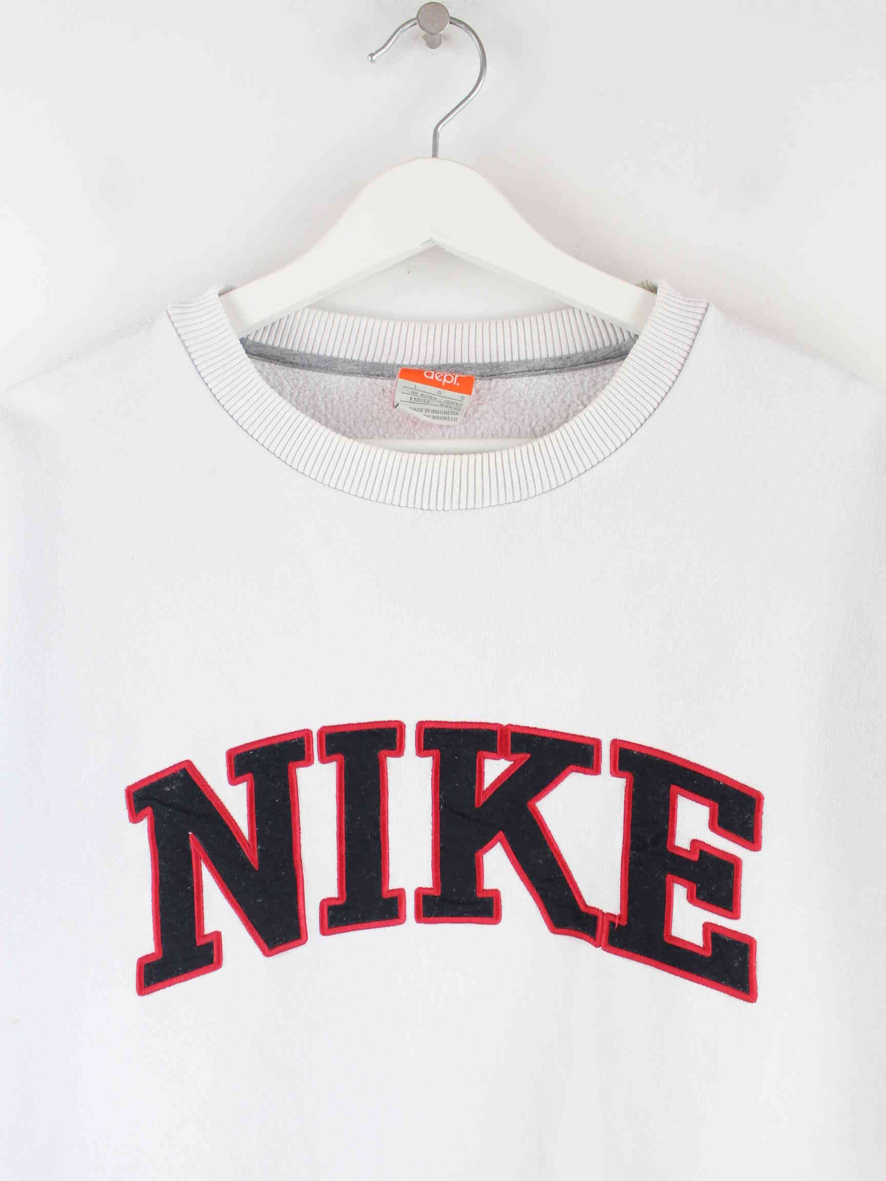white nike spell out sweatshirt