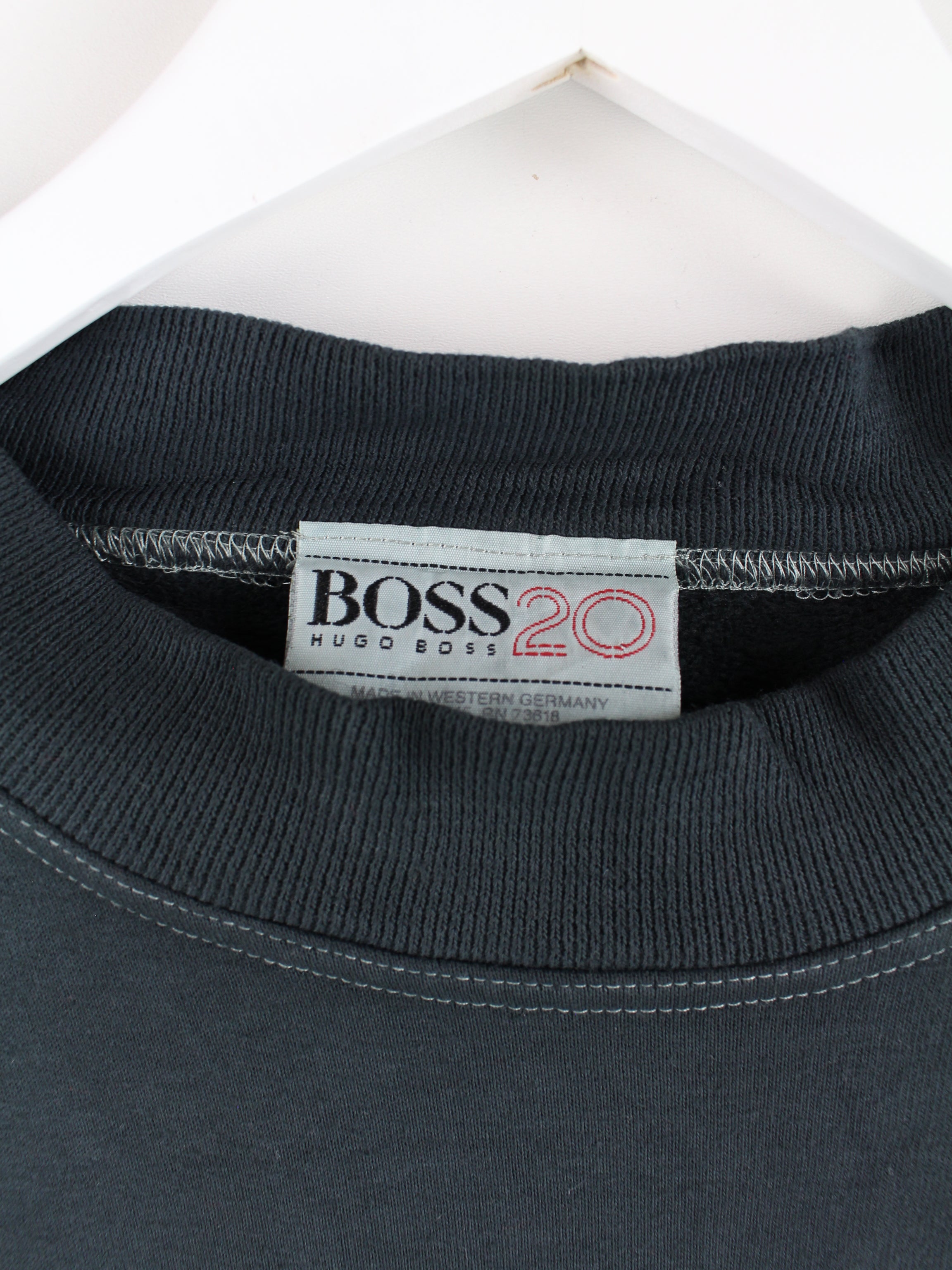 Hugo boss 2025 sweater black