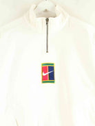 Nike 90s Vintage Court Embroidered Sweater Weiß S (detail image 1)