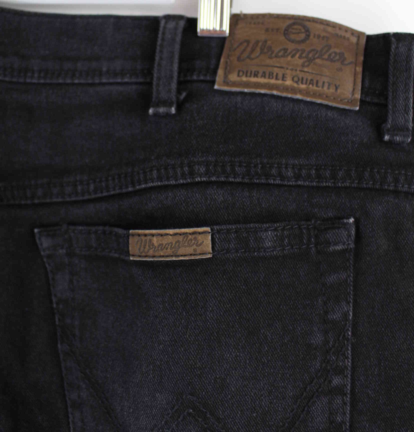 Wrangler Regular Fit Jeans Schwarz W42 L32 (detail image 1)