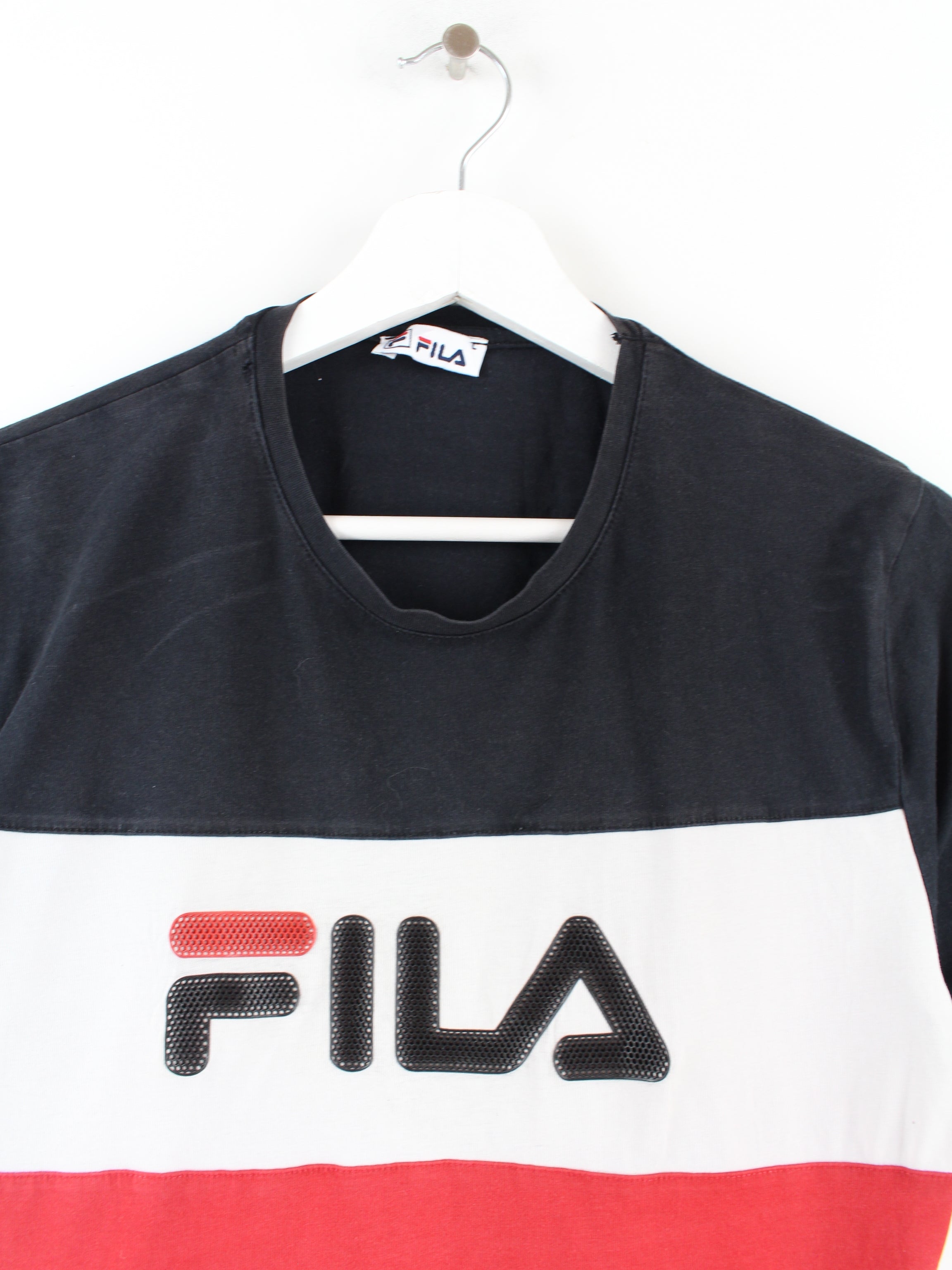 Black fila t shirt women's online