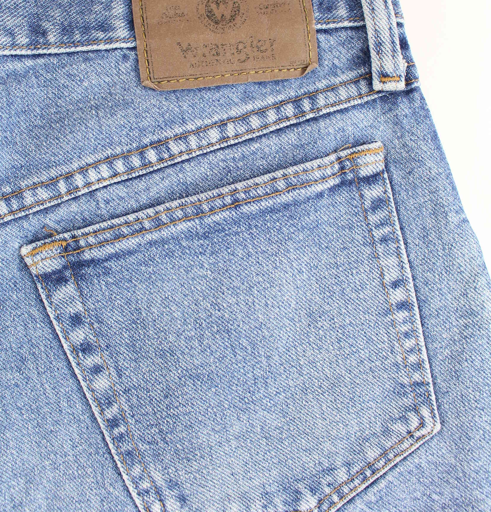Wrangler Jeans Shorts Blau W30 (detail image 2)