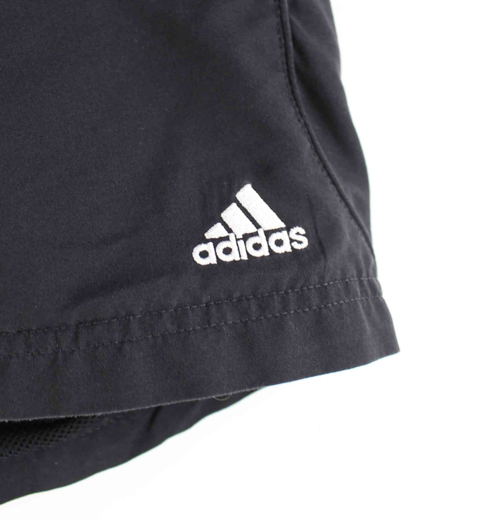 Adidas Damen Shorts Schwarz L (detail image 1)