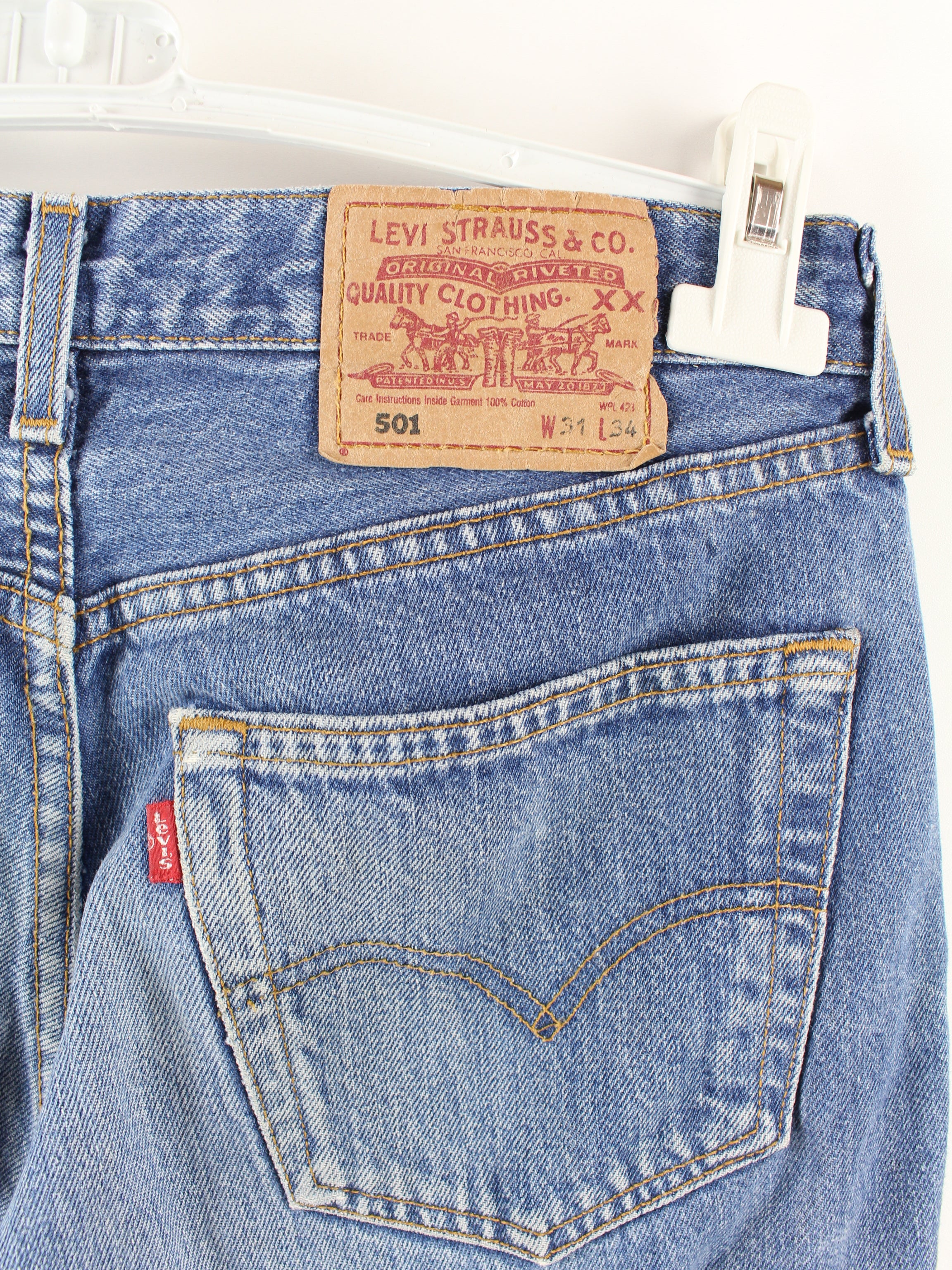 Levis 501 w31 on sale l34