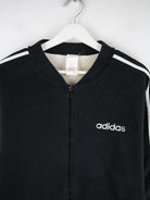 Adidas Fleece Schwarz L – Detailansicht Vorderseite