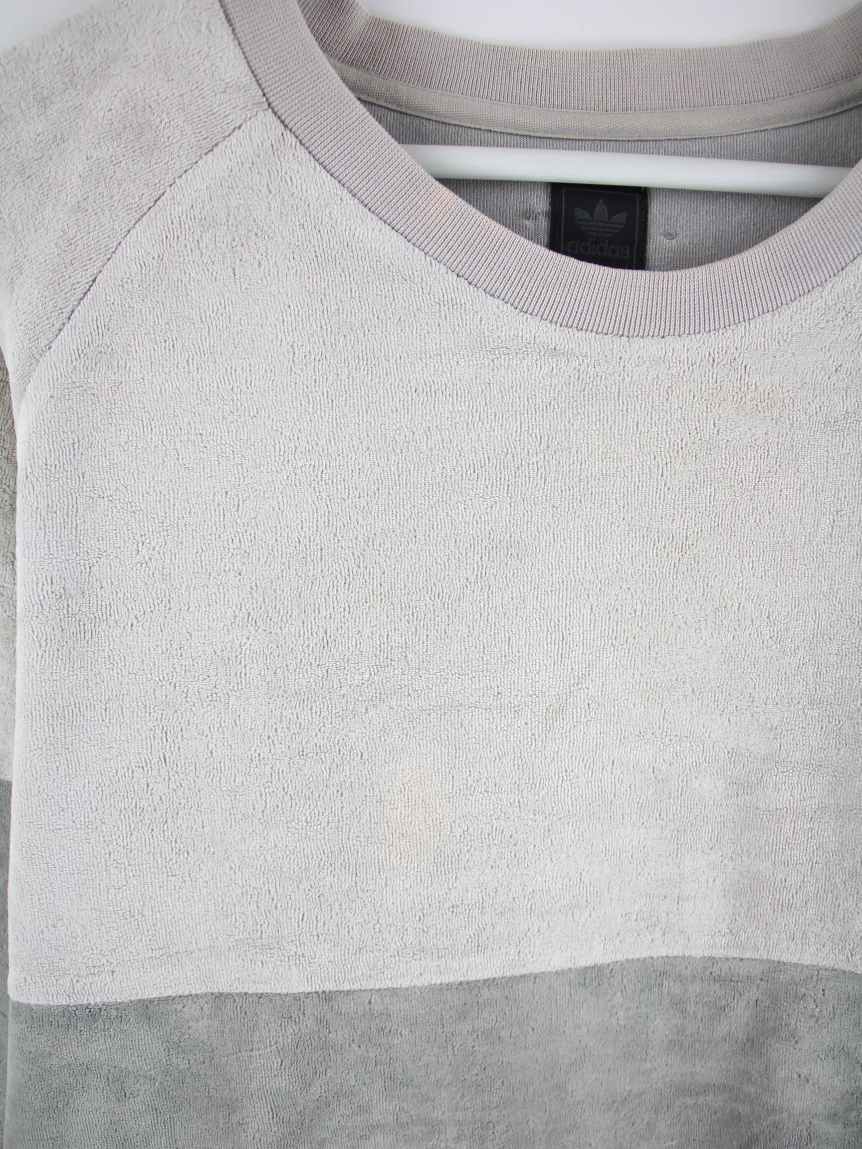 Adidas Sweater Grau XL – Etikett
