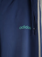 Adidas Track Pants Blau M – Detailansicht Vorderseite