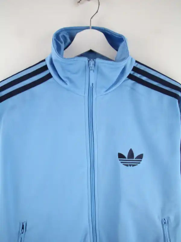 Adidas Trainingsjacke Blau S – Detailansicht Vorderseite