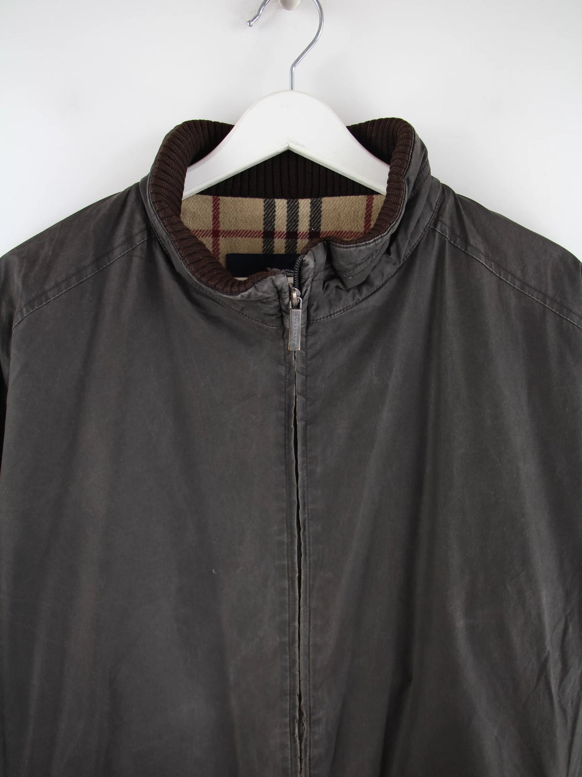 Burberry Jacke Braun M – Detailansicht Vorderseite