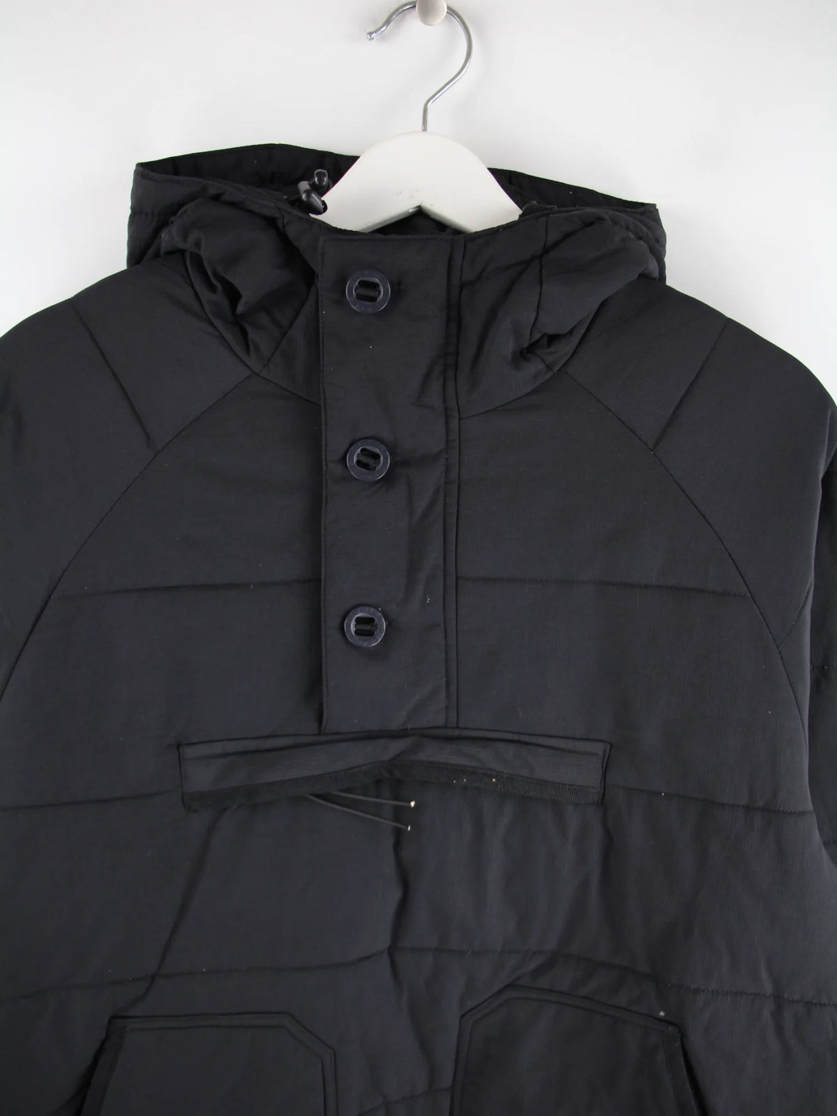 Dickies Windbreaker Schwarz S – Detailansicht Vorderseite