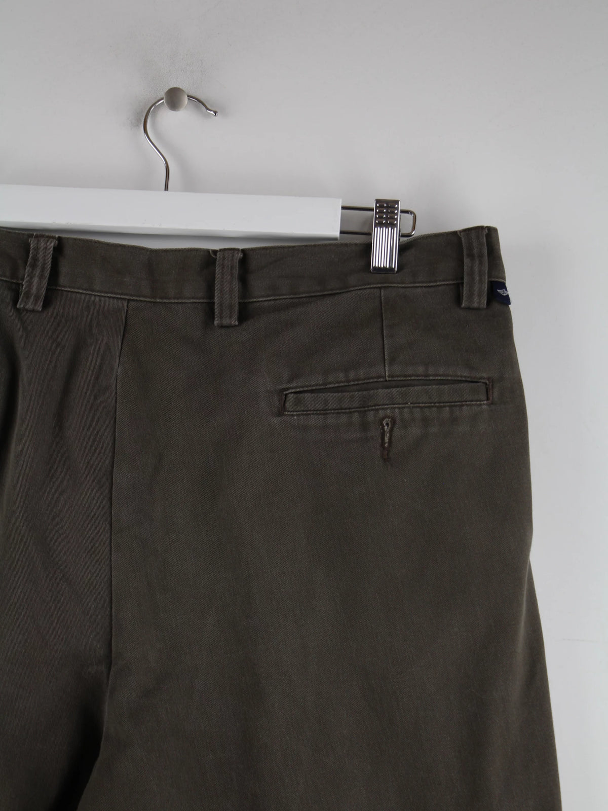 Dockers Hose Olive One Size – Detailansicht Vorderseite