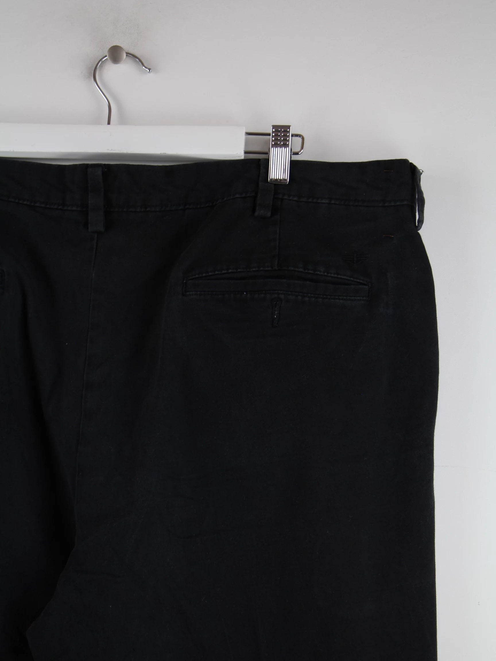 Dockers Hose Schwarz One Size – Detailansicht Vorderseite