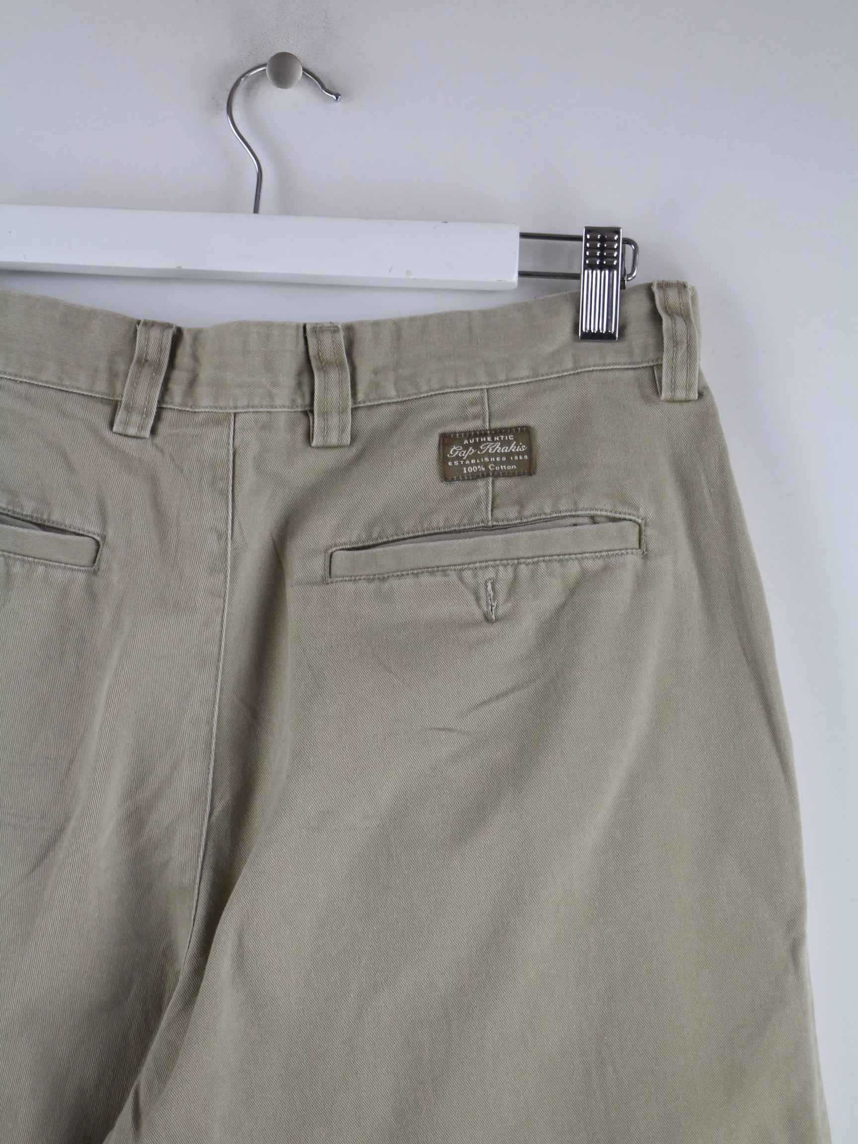 GAP Hose Beige One Size – Detailansicht Vorderseite
