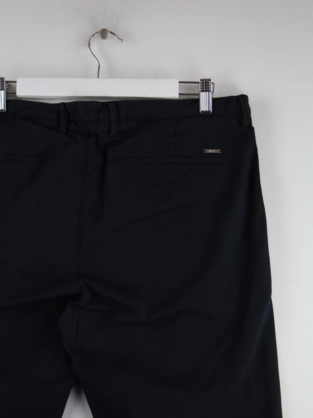 Hugo Boss Hose Blau One Size – Detailansicht Vorderseite