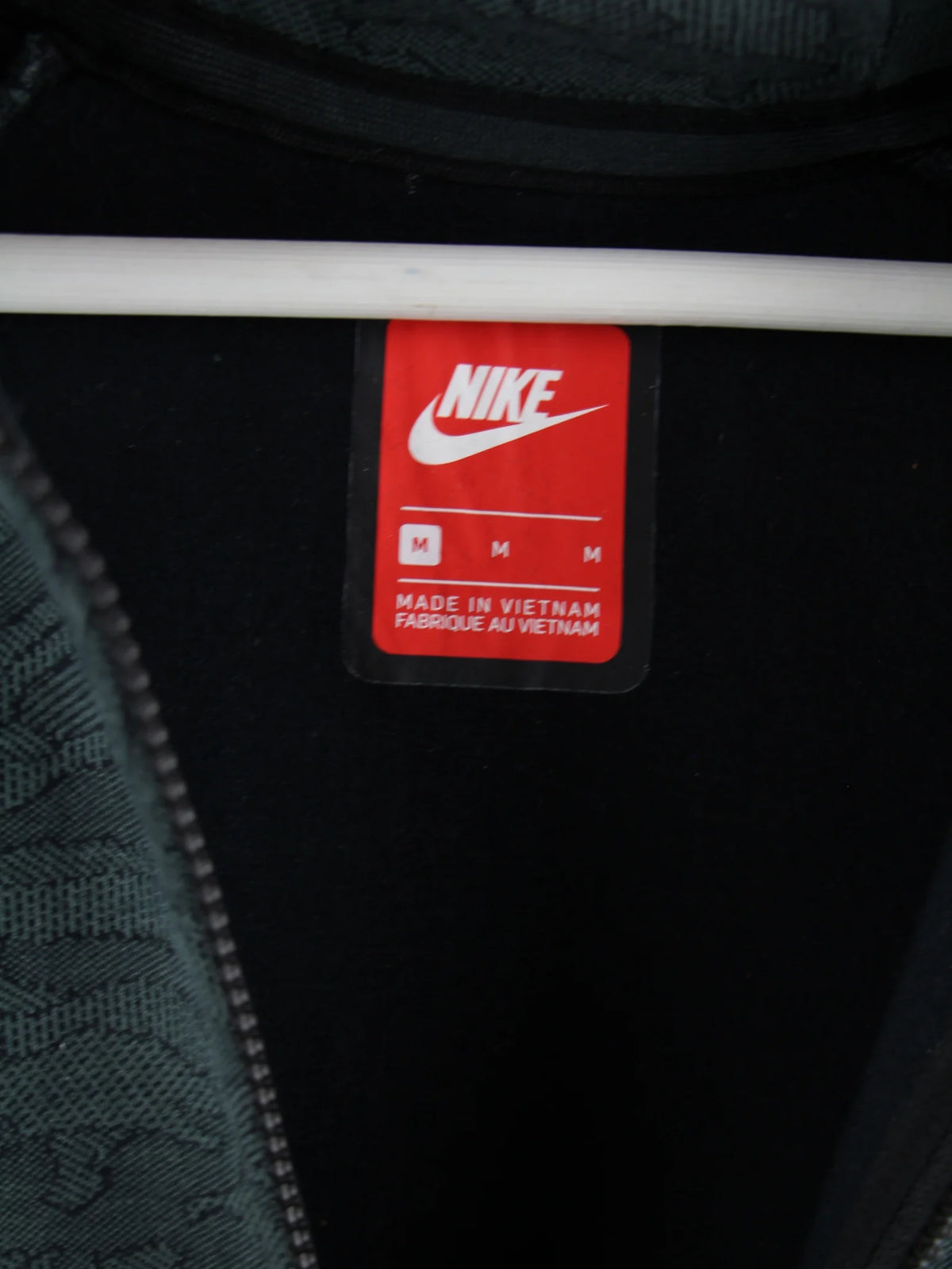 Nike Hoodie Grün M – Etikett