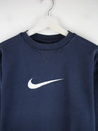 Nike Sweater Blau M – Detailansicht Vorderseite