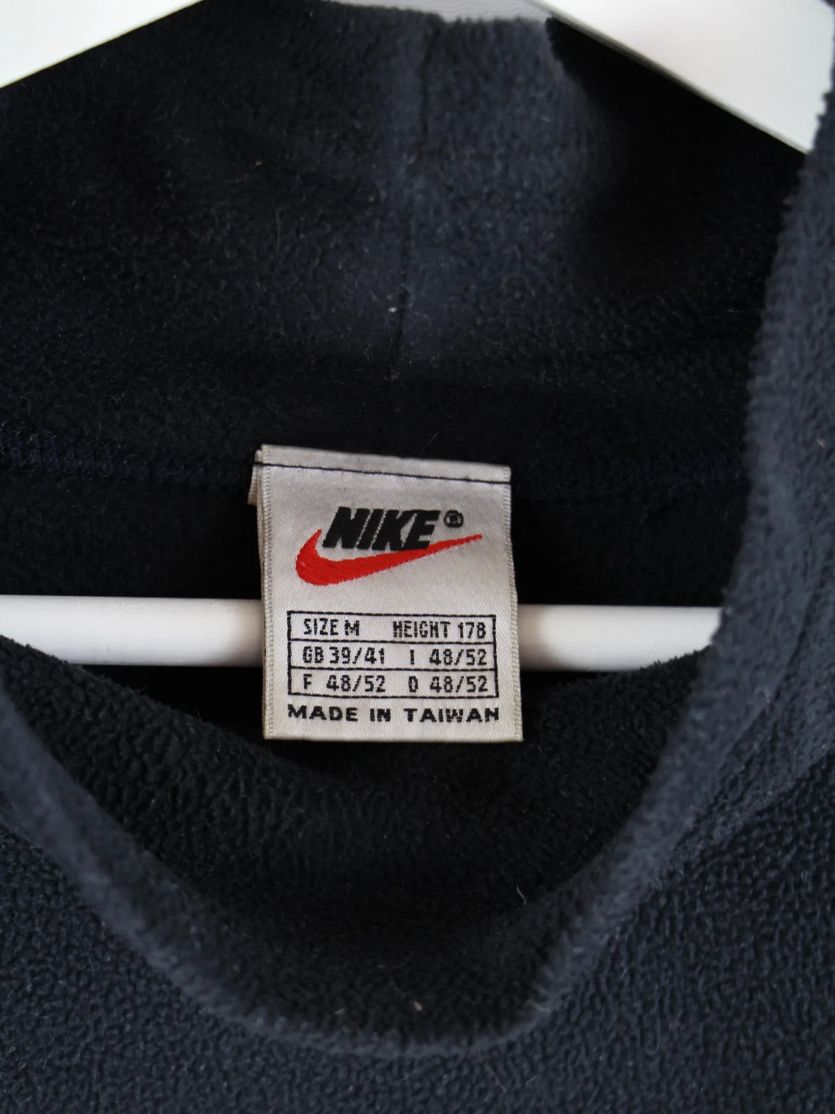 Nike Sweater Schwarz M – Etikett