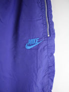 Nike Track Pants Lila S – Detailansicht Vorderseite