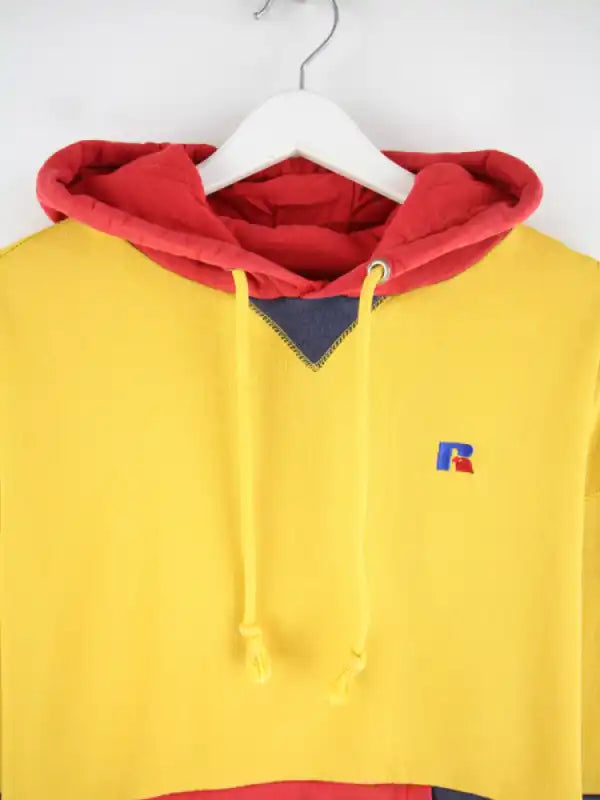 Russell Athletic Hoodie Gelb M – Detailansicht Vorderseite