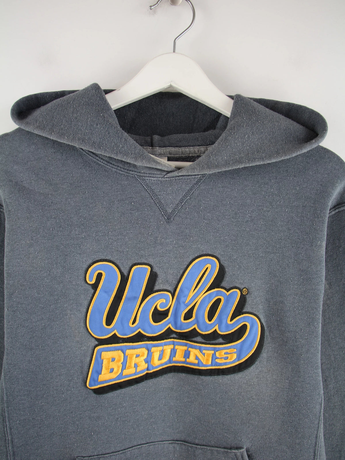 Russell Athletic Hoodie Grau L – Detailansicht Vorderseite