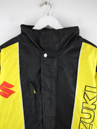 Suzuki Jacke Mehrfarbig XL – Detailansicht Vorderseite