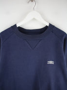 Umbro Sweater Blau XL – Detailansicht Vorderseite