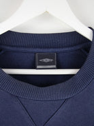 Umbro Sweater Blau XL – Etikett