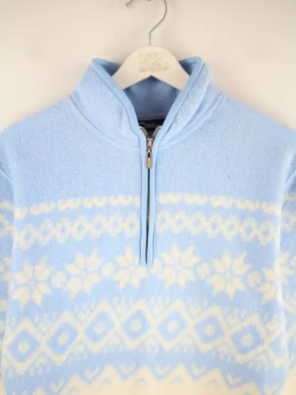 Vintage Fleece Blau M – Detailansicht Vorderseite
