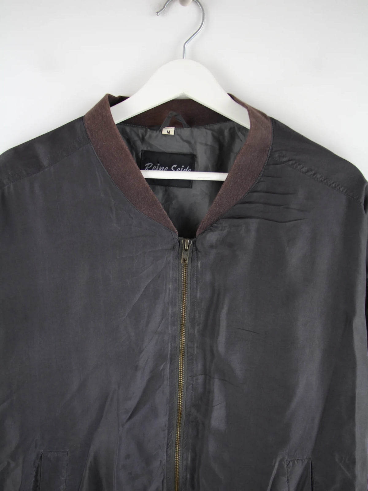 Vintage Leichte Jacke Grau M – Detailansicht Vorderseite