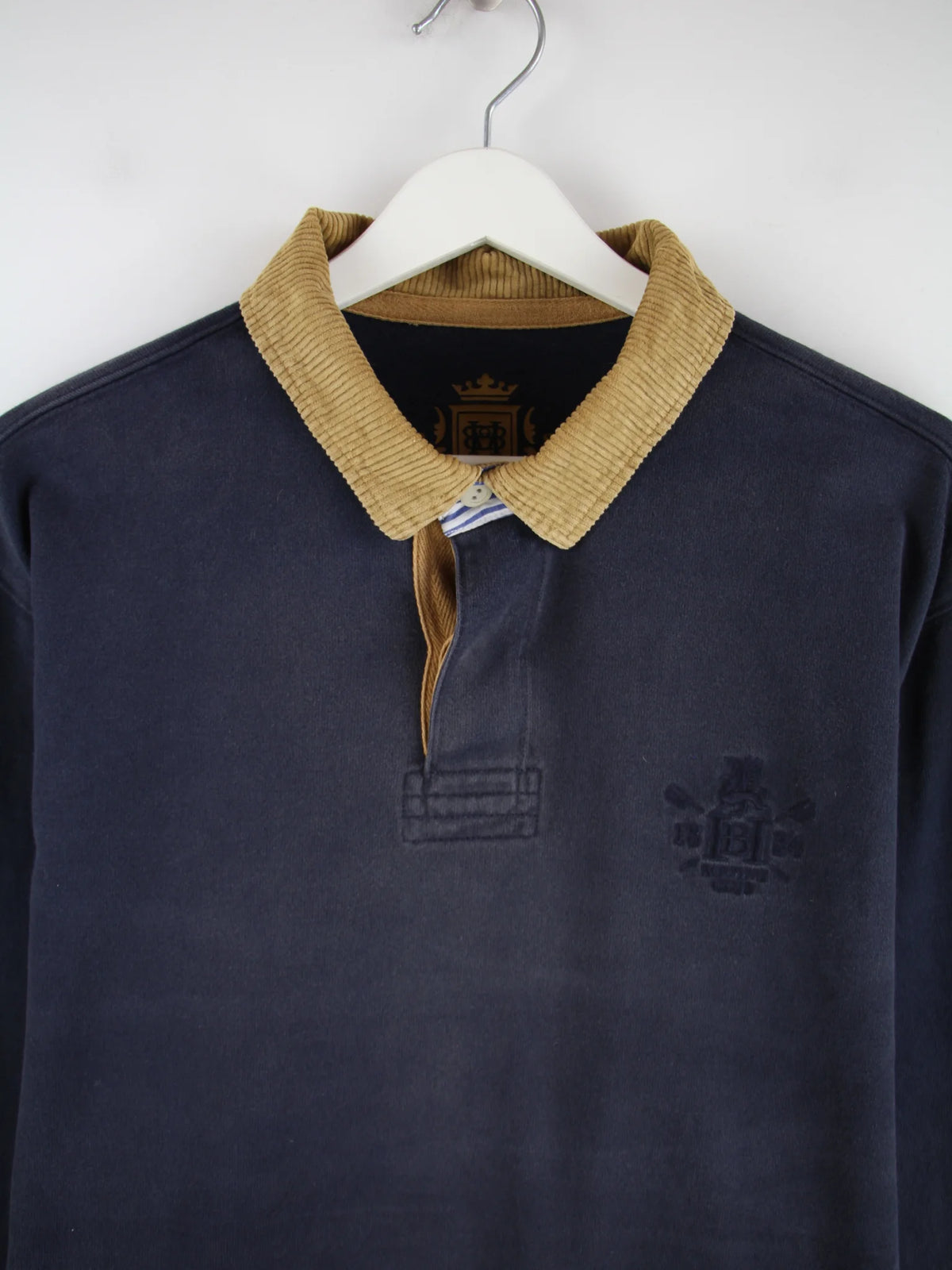 Vintage Polo Blau L – Detailansicht Vorderseite
